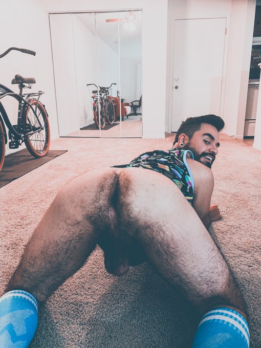 What's for dinner you ask? Hairy Hole #hairydaddy #gay #gaysex #LatinoMen https://t.co/5SQ0VaxAwv<a href="/tag/hairydaddy"class="tags">#hairydaddy</a><a href="/tag/gay"class="tags"><span>#gay</span></a><a href="/tag/gaysex"class="tags"><span>#gaysex</span></a><a href="/tag/latinomen"class="tags"><span>#latinomen</span></a>