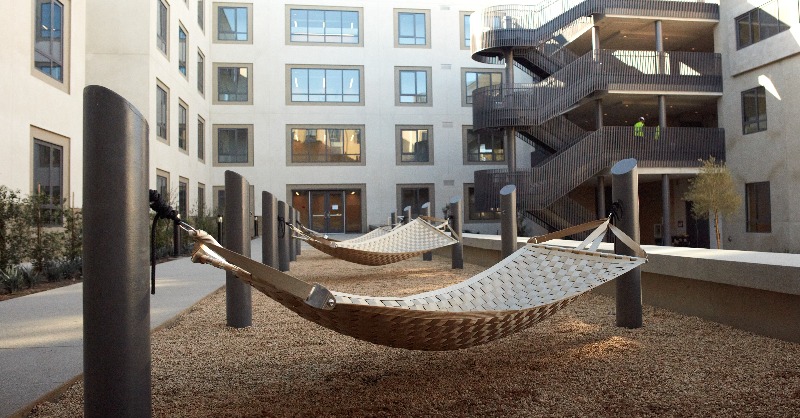 lmusummerlions's tweet photo. One of the newest residence halls on LMU's campus, Palm South's pod-style accommodations provide #precollege students space to collaborate on class projects, build community with peers and RAs, and create friendships that will last a lifetime. 

#summer2023 #summerprogram