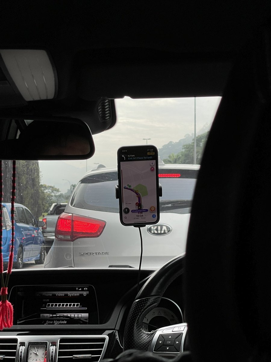 CurryKhoo's tweet photo. Stuck near Ipoh toll. Otw to KL to support @MichaelChuah78 this Sat with @rhupinho and @KeithHo5285 #NFT #Web3 https://t.co/FJjJwkuxug