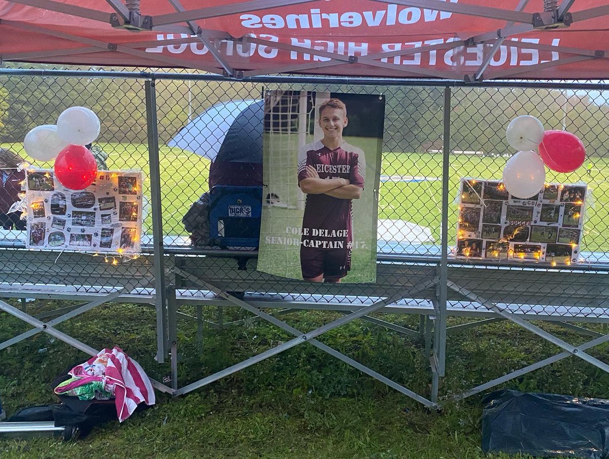 MsPhillipsLHS's tweet image. Congratulations to Tri-M and Concer Band member Cole Delage on a great senior night!!
&amp;amp; Congratulations to Ryan on a great goal!!