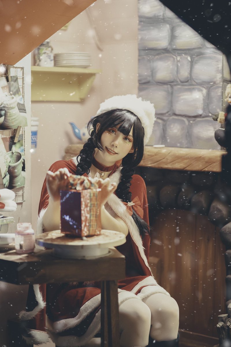CherryPie_85's tweet photo. Christmas preparation🎁🎄
Full Video 📷 https://t.co/4zdZYL1q0d
#teamcherrypie 🍒 https://t.co/8YUQDGs5jE