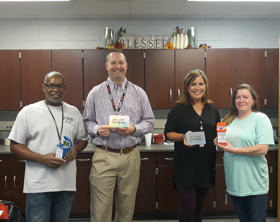 We appreciate Mr. Allen and Mrs.  Mindy at OMS! Thank you for your dedication to our school! You are Awesome! #appreciated <a href="/sccboe/">St. Clair County Schools</a> <a href="/dgaribay/">Danna valentina Izquierdo garibay</a> <a href="/jmoneyAP/">Josh Money</a> <a href="/Burns_StClair/">Justin Burns</a>