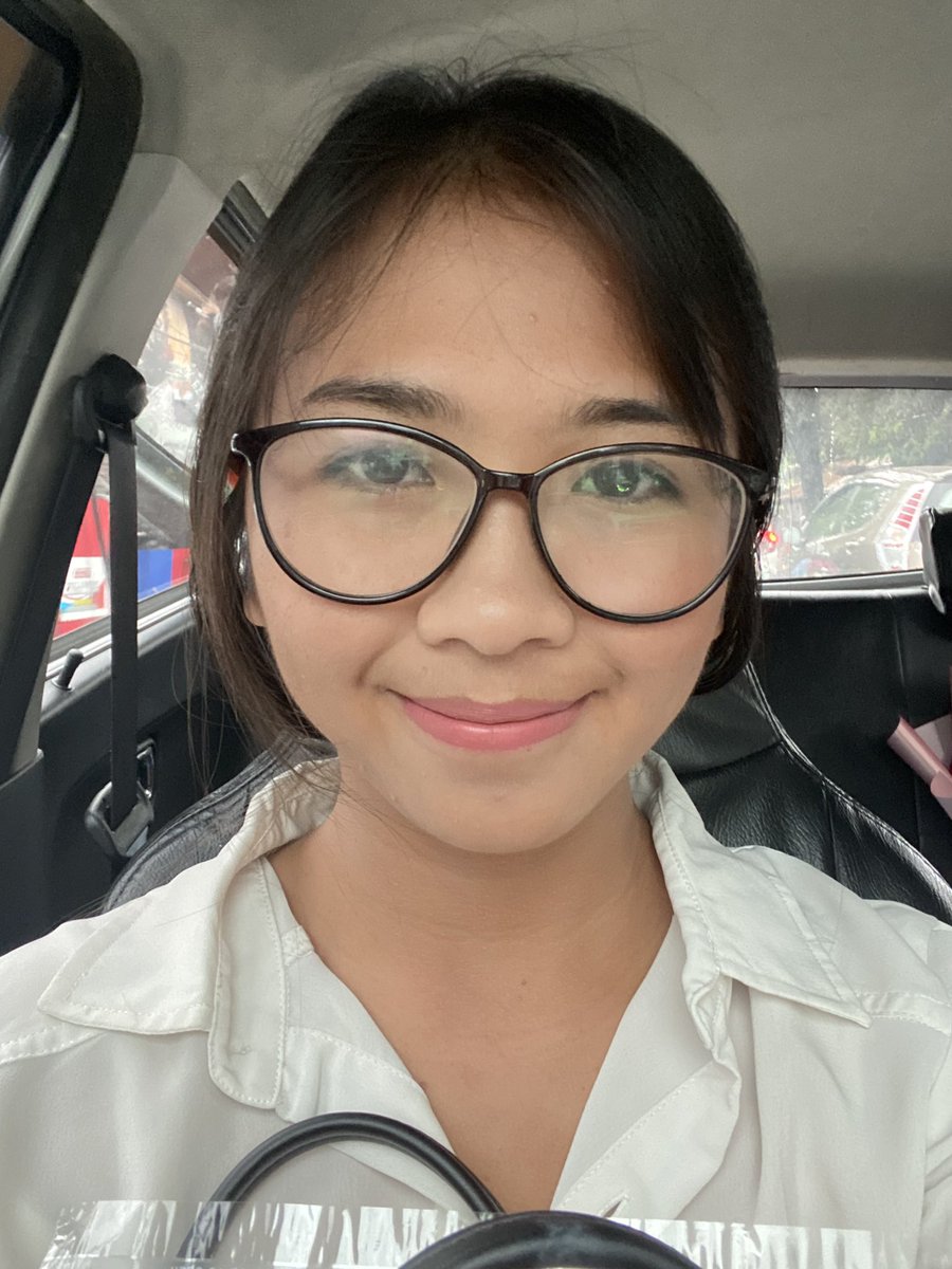 Kl udh post di twiter itu artinya lagi stress 🤣😭