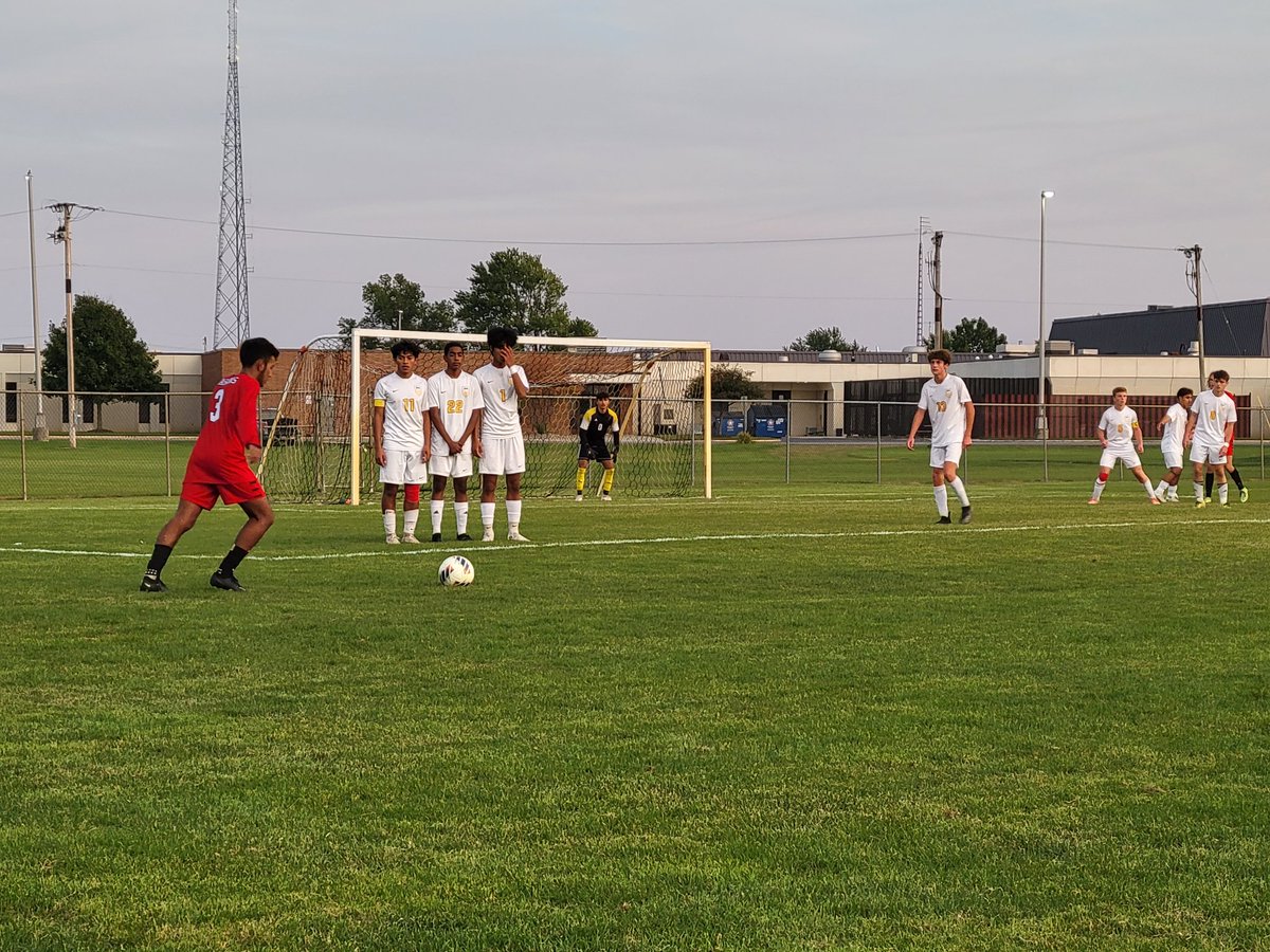 DHSBaronSoccer's tweet photo. Sad end to the season 1-0 to Snider, but so many positives that can't be taken away. We end the season at 14-2 (the 2nd best in program history), NE8 Champs, 10 shutouts (most in program history), and relationships to last a lifetime.

Proud.  Just proud.

#StrongerTogether https://t.co/EEV3zES4Hb