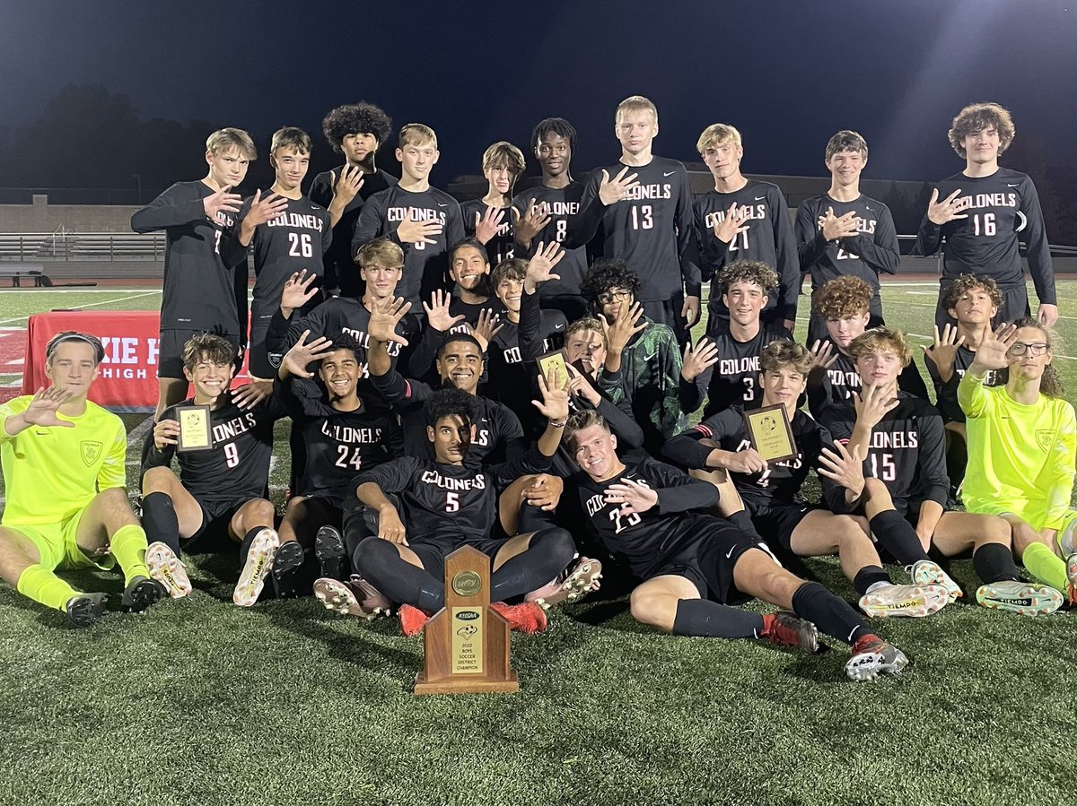 🚨🚨COLONELS WIN🚨🚨
Dixie beats St. Henry 4-1 to capture the 34th district championship! 
🏆🏆🏆🏆🏆
Brixey ⚽️
Gerak ⚽️
Kennedy ⚽️
Kohls ⚽️

#DIXIEPRIDE #GOCOLONELS