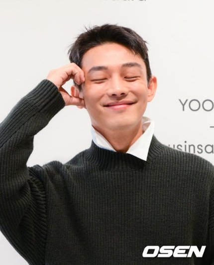 Yooahin 誕生日寄付 みんなの手✋ tweet media