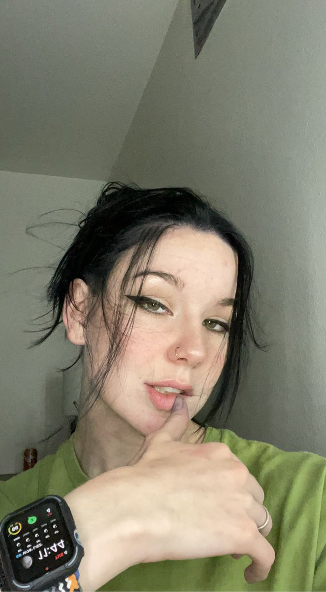 cienxa's tweet photo. i thought i was an atheist until i realized i’m a god🏴‍☠️ https://t.co/3OC9lMAZL2
