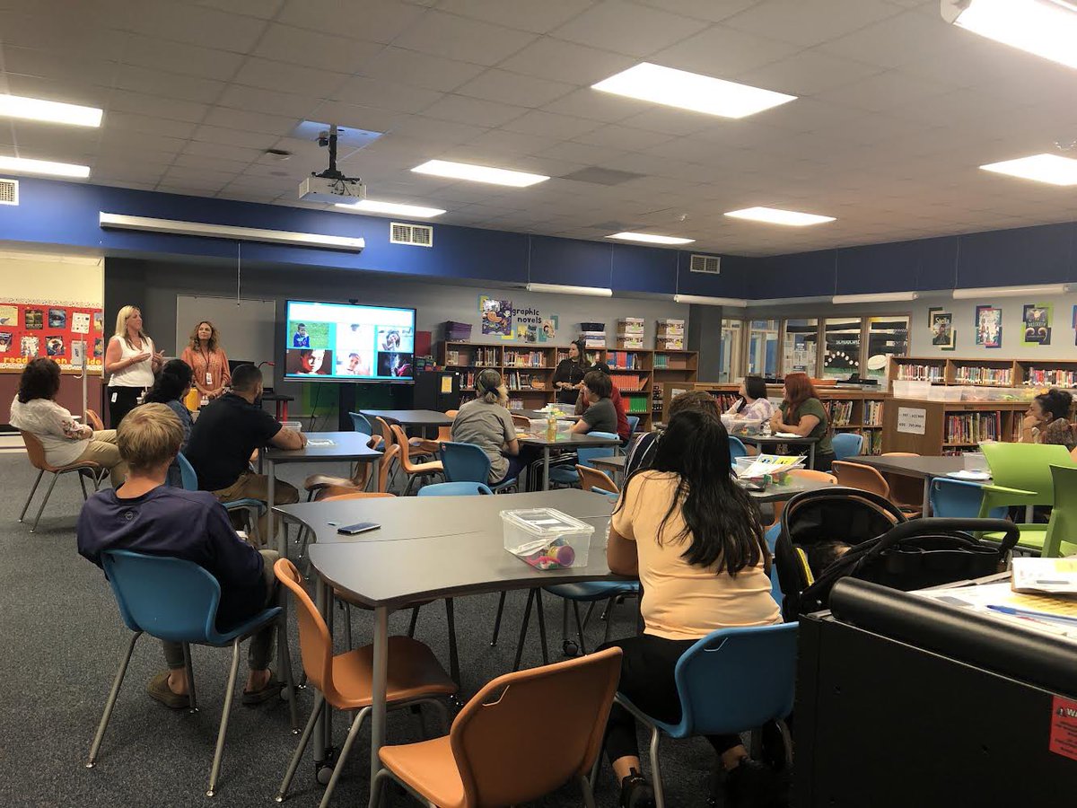 Msschmitt00's tweet photo. Tonight was incredible at BBE where we shared SEL strategies with our families. Connecting school &amp; home is very important to us. Thank you @KimberlyRRISD &amp; @mortizsilva12 .  Thank you Gina Norton for coming &amp; providing raffle prizes. @BBssoto1 @rrisdamber @MNaranjo723 https://t.co/KKcwdxW6n0