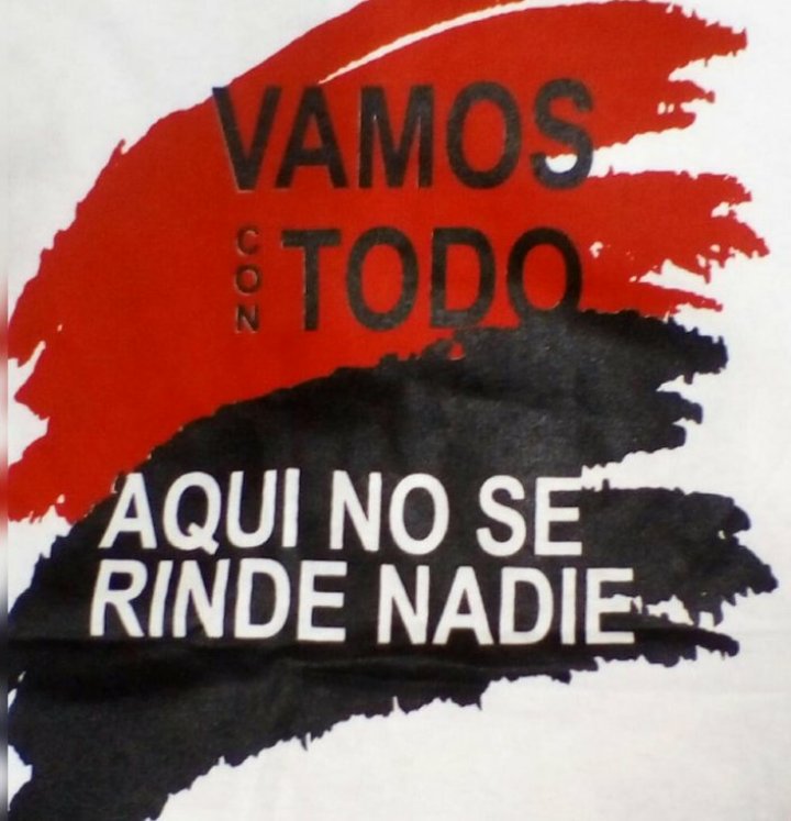 SandyMiera's tweet photo. Aqui no se puede rendir nadie , cubanos a por mas ¿hasta cuando vamos a dejar que el enemigo se aproveche ? Con Cuba CERO manipulaciones , ni un tantico al imperialismoooo Cero BLOQUEO ...#IslaRebelde #SoyRojo #CodigoSi #EliminaElBloqueo #Centinelasalertas https://t.co/FHWUNOesr7