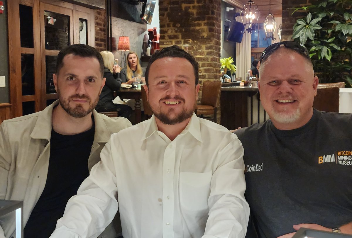 Enjoying great food with great company, and of course its #Bitcoin bringing us all together in beautiful Charleston SC. @Dennis_Porter_ @DanSpuller @jorkney5 who took the pic 🙏