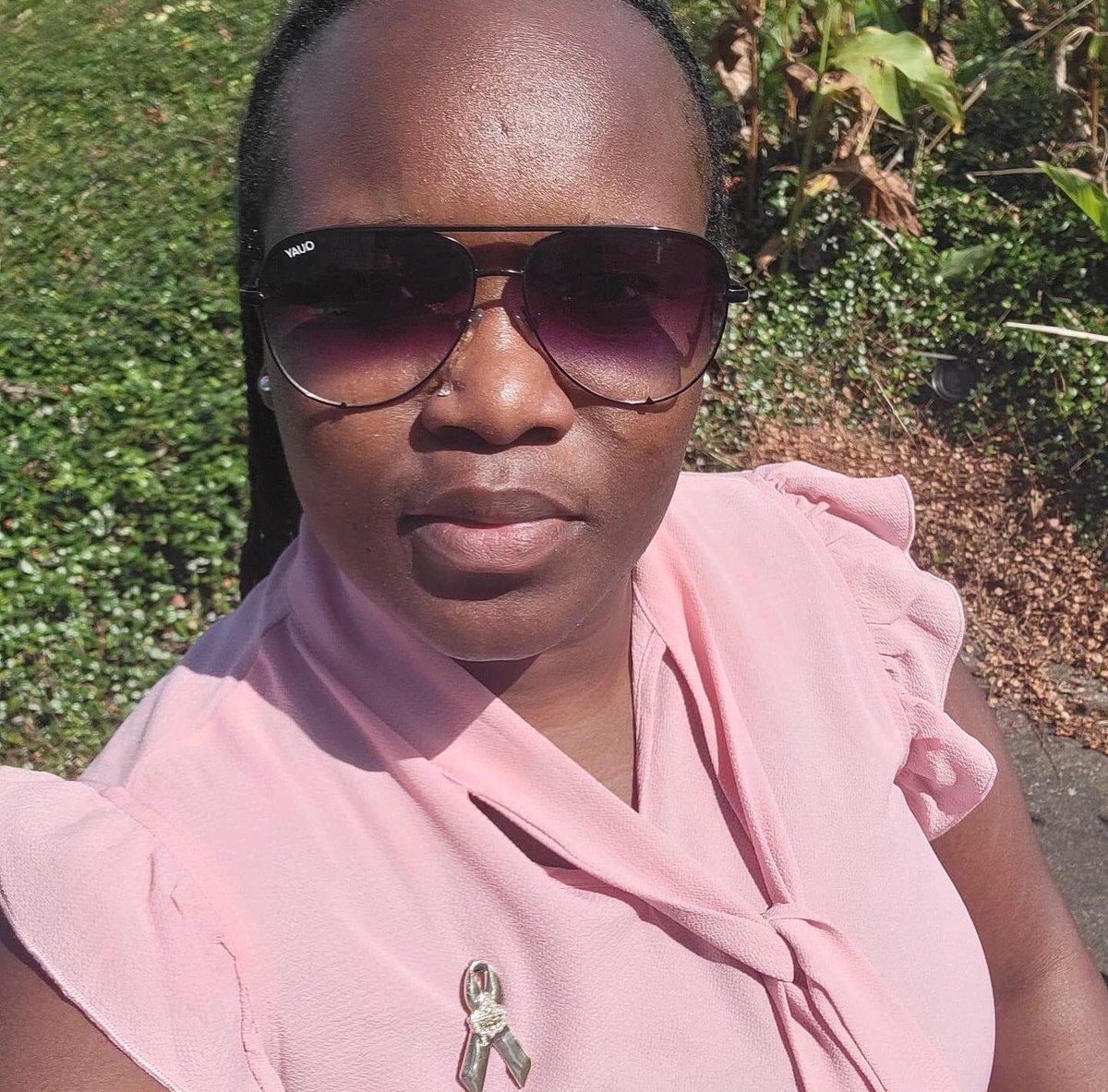 #pinkpicwednesdays Bringing awareness to Breast Cancer Research. Encouraging others to go get breast exams.  Remembering our warriors and to honor our survivors still in the fight. #wearesouthcentral