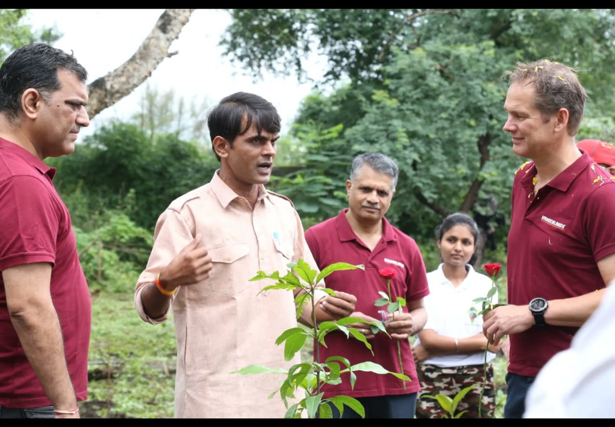 ErikSolheim's tweet photo. Bravo Pune 🇮🇳!
Under the Green Lungs campaign, Vanderlande and @kalptaru108 have developed a wonderful man-made forest on the land of the Forest Department. In which more than 100 extinct endemic species have been used.

@SMungantiwar @TreemanOfIndia https://t.co/y80R7MCjA7