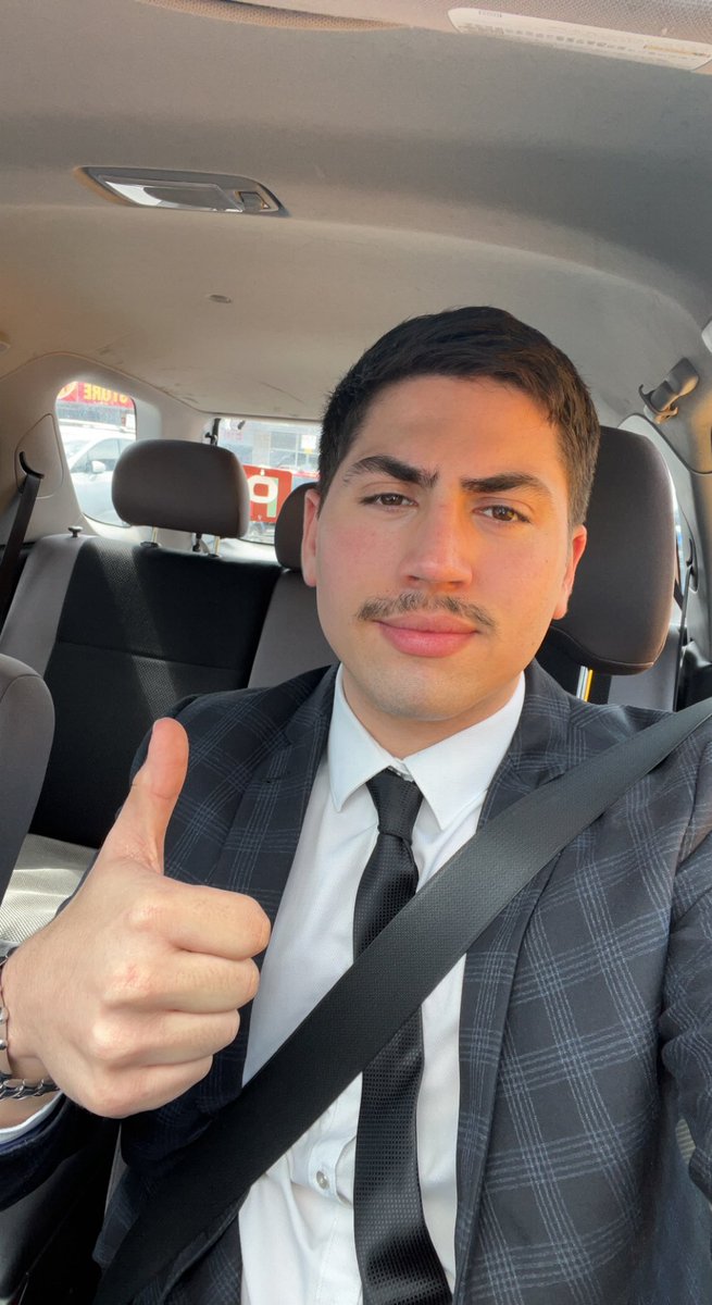 job interview todayyy, wish me luck twitter mates 🤝🤝