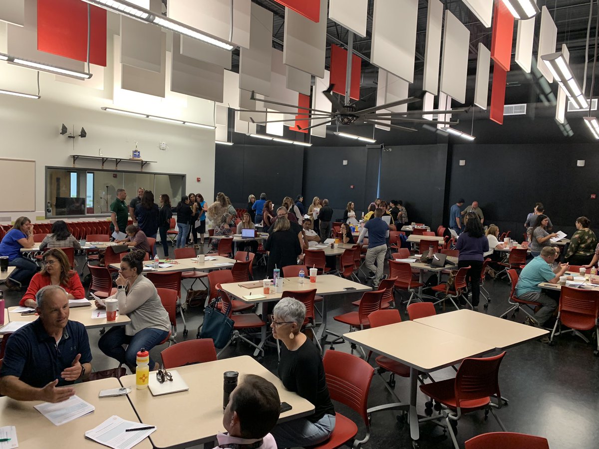 Alkren62's tweet photo. I had a great day learning about Differentiated Discipline with the campus leaders of @LCPSnet Great things to come!! #stopreacting #startresponding #kidsdeserveit 🍎 https://t.co/cNfHpHS8o9