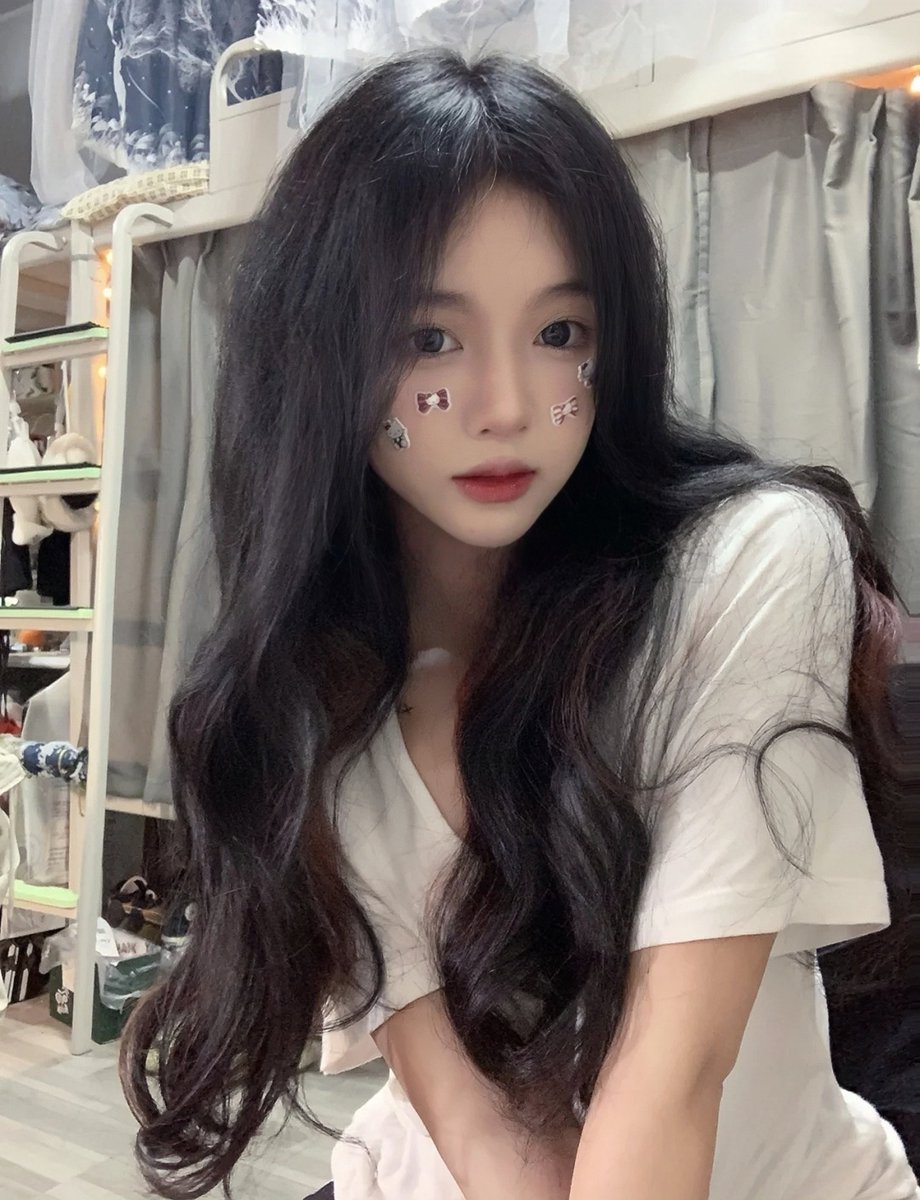 想通了，一旦我们从心里接纳了自己的弱点，就再也没有人可以用这个事情伤害我们。