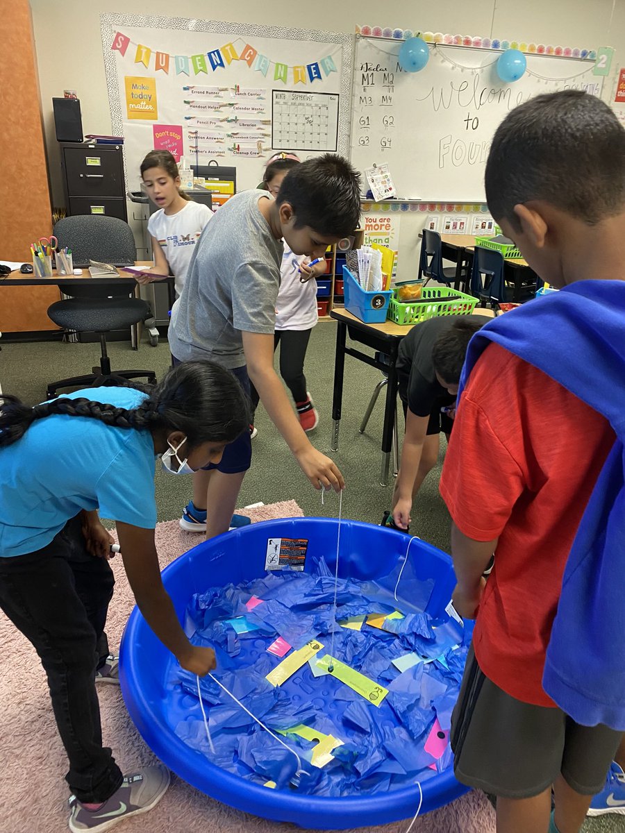 maddiemayrgund2's tweet photo. We’ve been fishing for leads in 4th grade! These kids have come up with some awesome ways to hook their readers!!!🐠🎣 @McSpeddenES https://t.co/4eNEzTNFKD