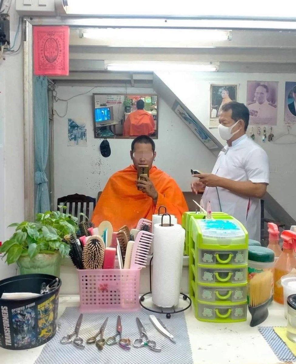 ผ้าคลุมเปลี่ยนเถอะตกใจนึกว่าพระมาตัดผม🤣🤣🤣🤣