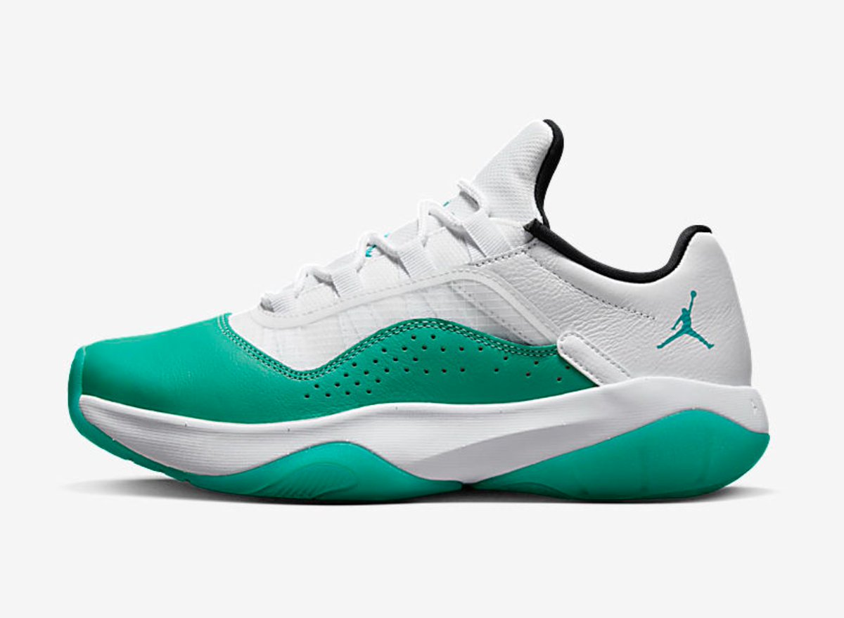 SOLELINKS's tweet photo. Ad: NEW Women's Air Jordan 11 CMFT Low 'White/New Emerald'

Finish Line:https://t.co/5qw1AHAoNY
JD Sports:https://t.co/A5fHLLQ7B2 https://t.co/UBmRstYDlb