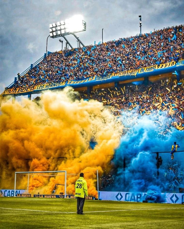 Hoy juega Boca, no puedo 💙💛