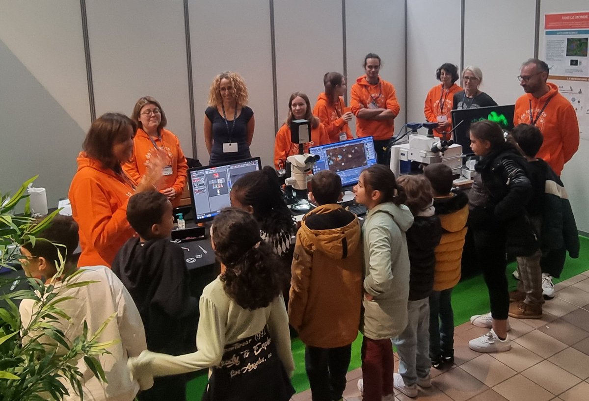UAR PLBS (@ums_plbs) on Twitter photo PLBS en force à la fête de la science ! #FDS2022 <a href="/univ_lille/">Université de Lille</a> <a href="/LesScInfusent/">Les Sciences Infusent - compte suspendu</a> #festivalULille PLBS en force à la fête de la science ! #FDS2022 <a href="/univ_lille/">Université de Lille</a> <a href="/LesScInfusent/">Les Sciences Infusent - compte suspendu</a> #festivalULille