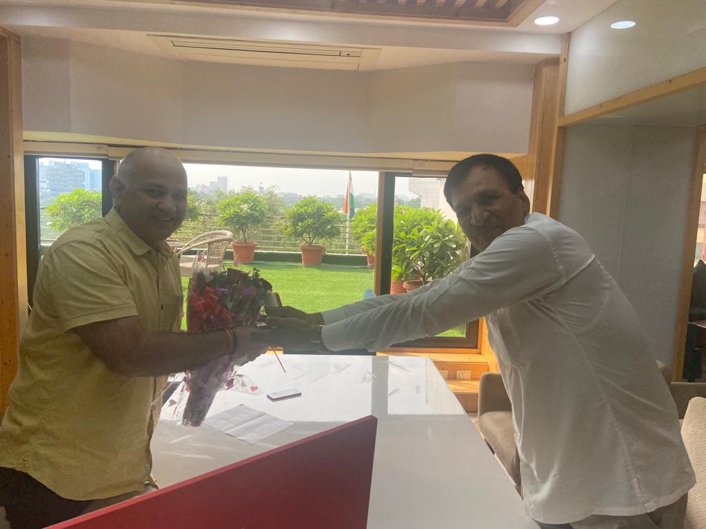 DharampalLakra's tweet photo. मुंडका विधानसभा में सिवारलाइन व इनके ट्रीटमेंट प्लांटों (DSTPs) को बनाने के लिए 427 करोड़ रुपए पास करने के लिए माननीय उपमुख्यमंत्री श्री @msisodia जी का व @AamAadmiParty के संयोजक व दिल्ली के लाडले मुख्यमंत्री माननीय श्री @ArvindKejriwal जी का बारंबार धन्यवाद 💐💐 करता हूं. https://t.co/citiwm5T9U