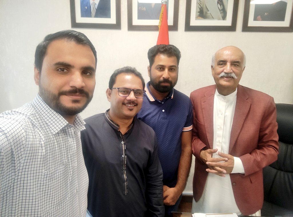 AliAsghar_Awan's tweet photo. With Federal Minister For Water and Resources @S_KhursheedShah sb https://t.co/rQLtezIpHT