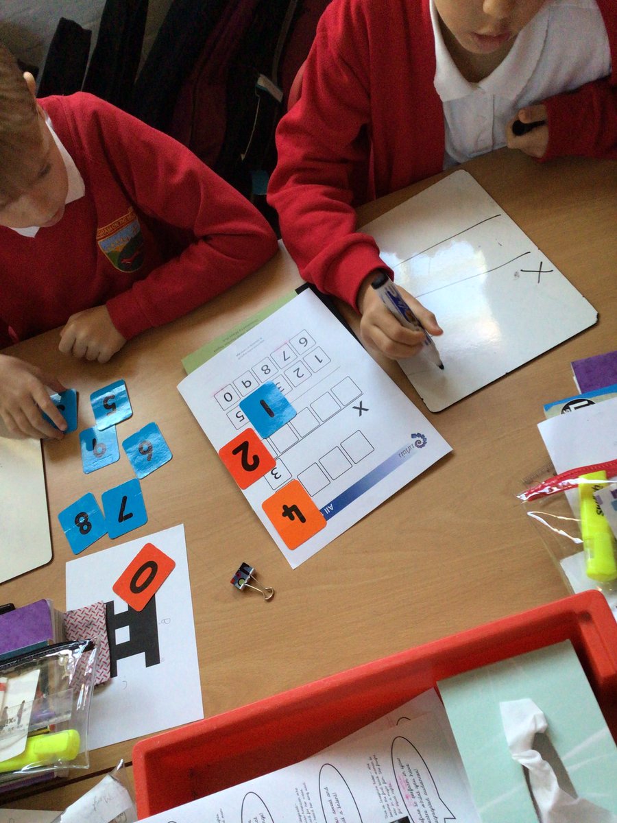 HighamRISE's tweet photo. #Class3 are putting their reasoning and problem solving skills to the test. Discussing possible solutions and justifying ideas. #learningthroughtalk #flourishandsucceed @voice21oracy @nrichmaths @Rise_MAT https://t.co/RQqNSEmYL2