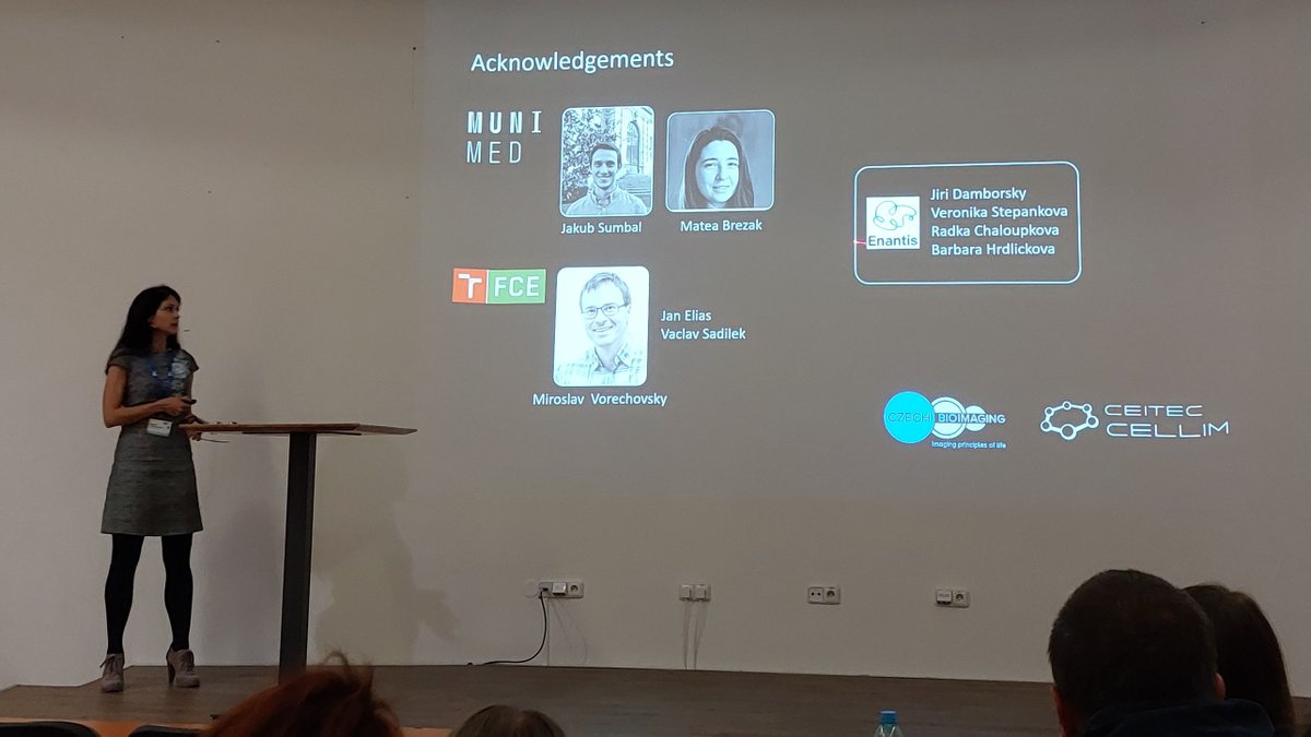 Ceitec_CellimCF's tweet photo. We are happy that we can help all those talented scientist to making their research VISIBLE. At least at 🔬 level 😄. 👏 Michal Franek, Stepan Cada, Zuzka Koledova-Sumbalova, Lucka Crhak-Khaitova 👏👏. #CzechBioimaging conference Hustopece, 2022. https://t.co/zjhKgxH2AK