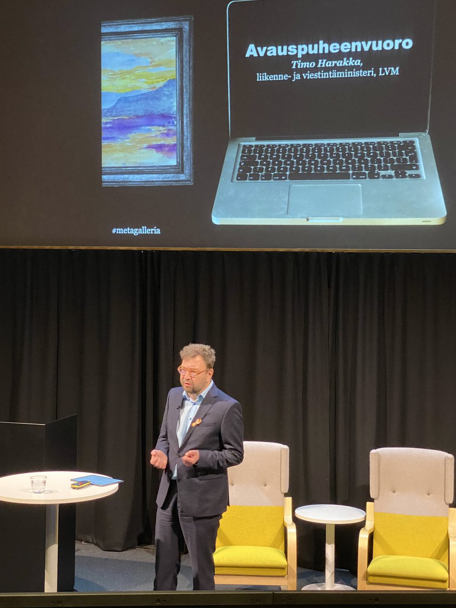 ”On todella sympaattista, kun uusi teknologia näin kohtaa vanhan taiteen”, totesi <a href="/TimoHarakka/">Timo Harakka 🏳️‍🌈🇫🇮🇺🇦 💚 Äänekosken Huima</a> avauspuheenvuorossaan ja kertoi kiinnostavasti myös web 3.0:aan liittyvästä sääntelystä. #metagalleria