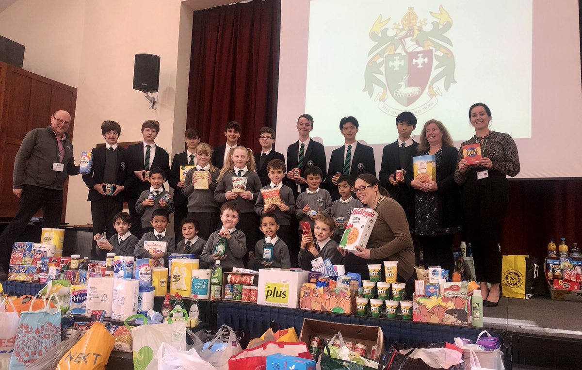 DerbyPrimary's tweet photo. We are very proud to be supporting YMCA Derbyshire this Harvest. Thank you to the @DerbyGrammar community for all your kind donations. #Whereyoubelong https://t.co/Kqpv30Gl1a