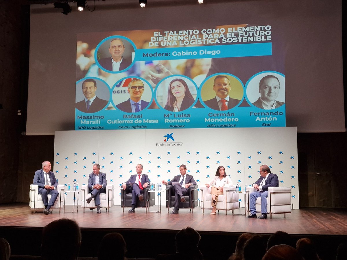 Palibex's tweet photo. Nuestra directora general @romerosanchezm1 está defendiendo la importancia de contar con una cultura corporativa propia y compartida por todos los empleados de la empresa en el @forodelogistica.
#FTL22 #forodelogística #PalibexSonríe https://t.co/XngqEamLPp