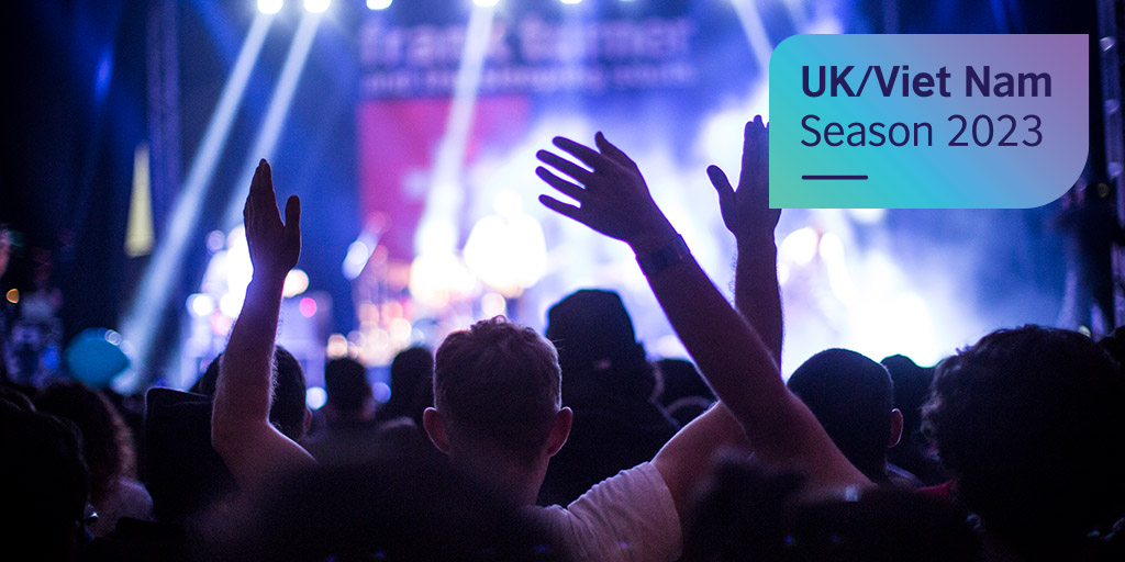 We are inviting UK &amp; Vietnamese arts organisations &amp; individuals to submit project proposals with focus on the themes: ‘Climate &amp; the Environment’ &amp; ‘Shared Heritage’.  
 
Grants worth up to £20,000 per partnership available. 

bit.ly/ukvnseason 

🧵2/3