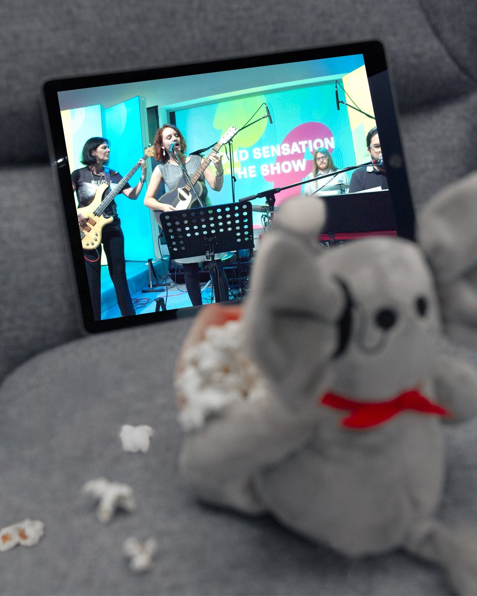 medel_uk's tweet photo. Streaming now! Join us at https://t.co/8nngxnnmWP https://t.co/FtBJb205Oy