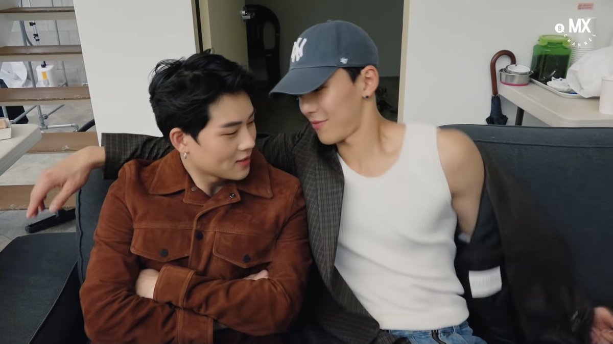 WonHeon_MX's tweet photo. #ShowHeon
#Jooheon #μ£Όν #Shownu #μ
λ
#HBDtoJOOHEON
#HBDtoJOOHONEY https://t.co/ahPySl27iU