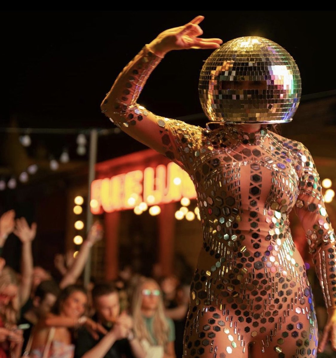 BAB ABOUT TOWN tweet media