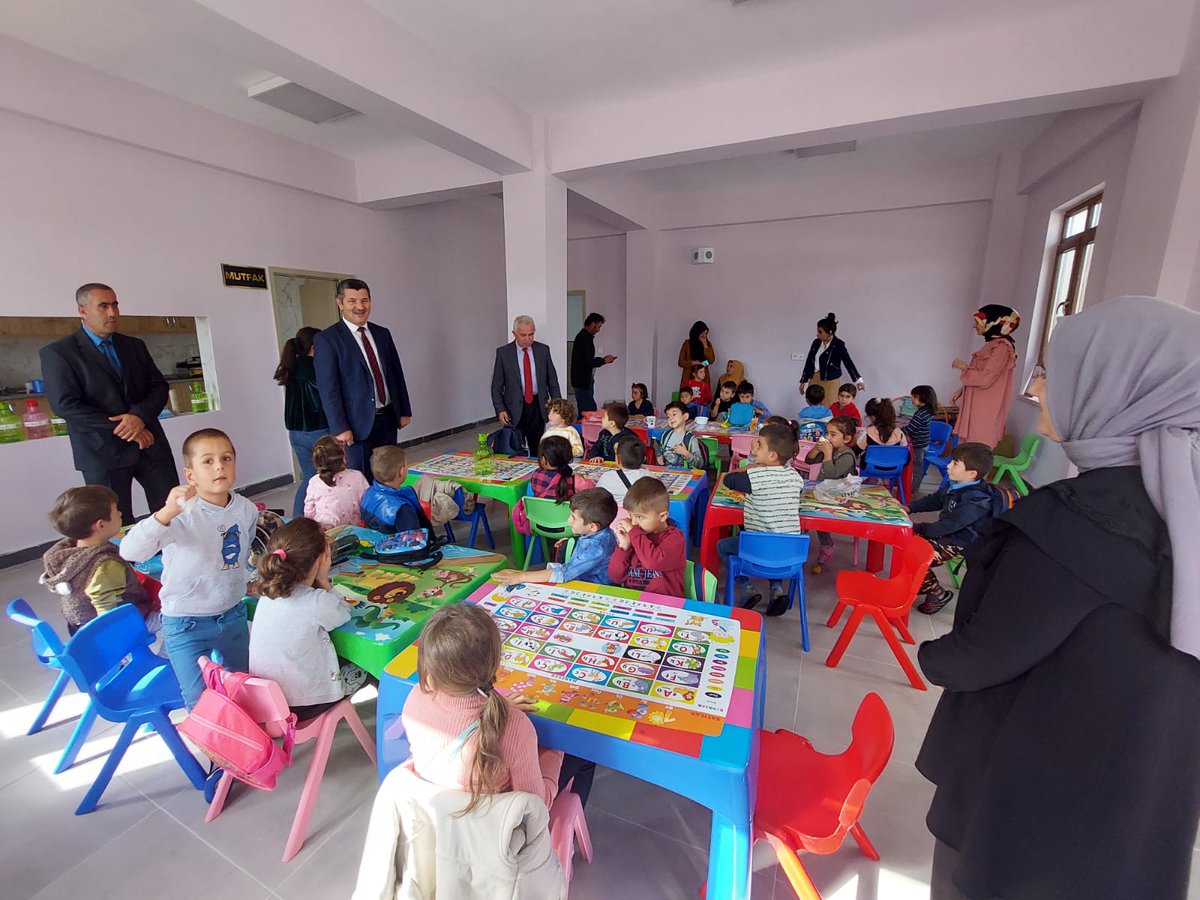 İl Milli Eğitim Müdürü  Sayın Ahmet Özdemir ilçemiz okullarını ziyaret etti.