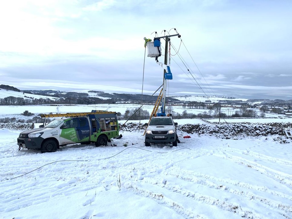 Communities throughout the North West have an opportunity to receive a share of £500,000 through the new Storm Arwen Community Resilience Fund, aimed at groups and organisations that support the welfare of their residents and improve community resilience: ow.ly/Fcmf50KWN8L