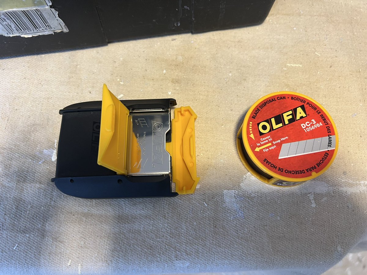 Out with the old on the right and in with the new on the left as right one is full and can’t be emptied of the snap offs. <a href="/OLFA_UK/">OLFA UK & IE</a>