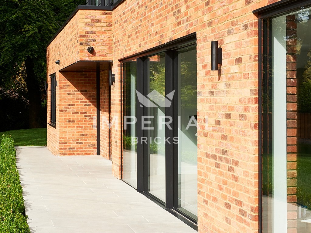 Imperial_Bricks's tweet photo. Exceptional modern architectural family home located on a secluded picturesque plot.
https://t.co/P3ZiYgLGnu
#ImperialBricks #CountryBlend #HandmadeBricks https://t.co/xLF3avS41g
