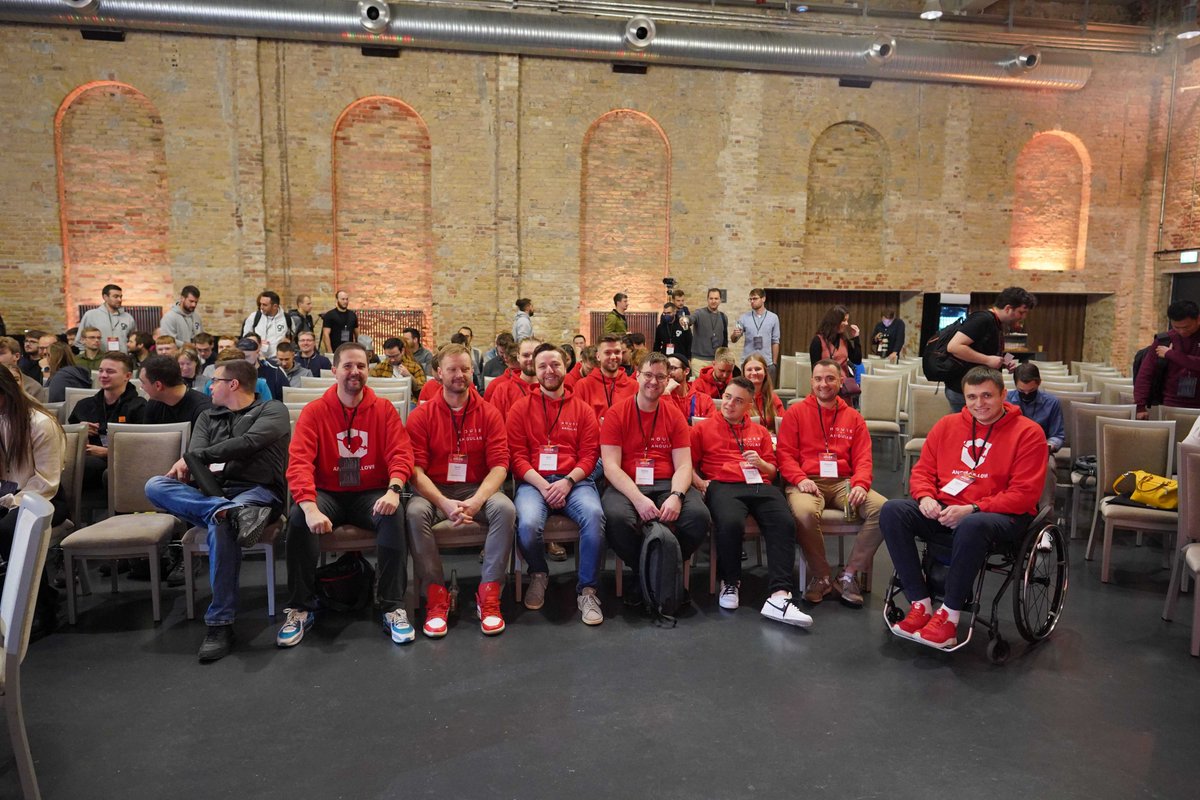 HouseOfAngular's tweet photo. Let's start the first day of @ngdeconf😀

We are taking part in the biggest Angular conference in Germany!

You can find us here today and tomorrow. Just look for red sweatshirts! 😍

#ngde2022 #Angular https://t.co/FHwFDh6VCp