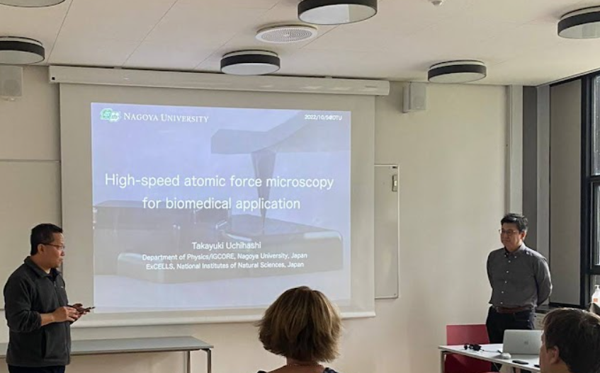 IdunGroup's tweet photo. High-speed AFM can bridge the gap between Cryo-SEM and Fluorescence microscopy. At @IdunGroup @DTU_HealthTech Prof. @takayukiuchi showed us many exciting "alive" protein dynamic imaging. His visit is funded @LEOFondet project. 
#IDUN #protin #afm #research https://t.co/dEkKeaL2YL