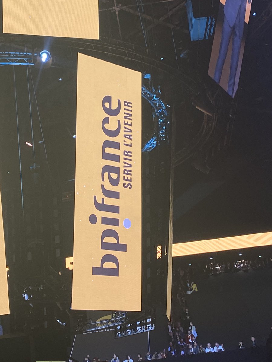 #Big2022 
Start up Nation. Il faut aller + vite. Accélération des transformations. Décarbonation de l’industrie. Innovation.   
#metamorphose