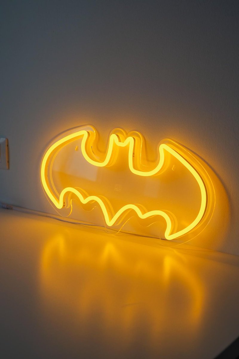 oneoncrafts's tweet photo. Get ready for a wicked good time with a Halloween-themed neon sign👻
DM to order.
#halloween #pumpkin #happyhalloween #costume #spooky #zombie #trickortreat #halloweenmakeup #halloweenvibes #spookyseason👻 https://t.co/QN5AhC6lMy