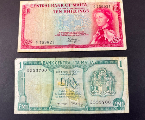 CromwellCoins's tweet image. Live on our Auction tonight 06/10/22 !!
Interesting and unusual notes check out the Auction.
Maltese Vintage notes 10 Shillings £1 note 1967
#collectablebanknotes #malta #rare #interestingnotes