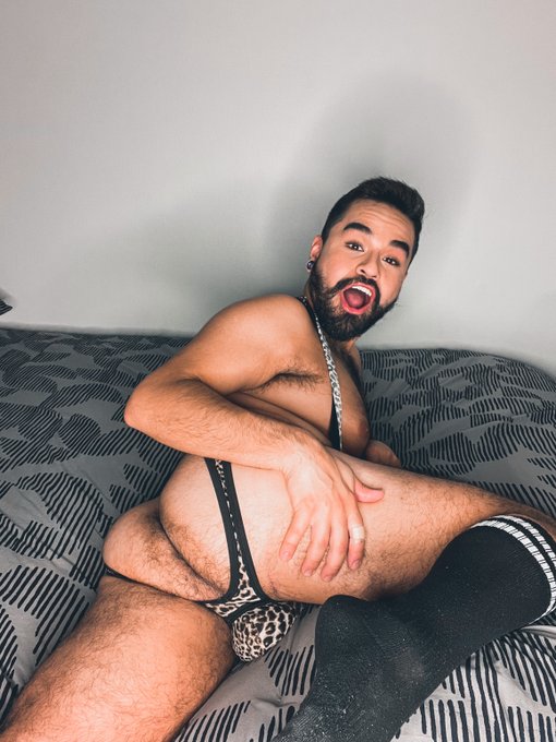 What would you do if you walked in on me like this?  #gay #gaybeardedmen #BEARD #Bottoms #latinos https://t<a href="/tag/latinos"class="tags"><span>#latinos</span></a><a href="/tag/beard"class="tags"><span>#beard</span></a><a href="/tag/gay"class="tags"><span>#gay</span></a><a href="/tag/bottoms"class="tags"><span>#bottoms</span></a><a href="/tag/gaybeardedmen"class="tags"><span>#gaybeardedmen</span></a>