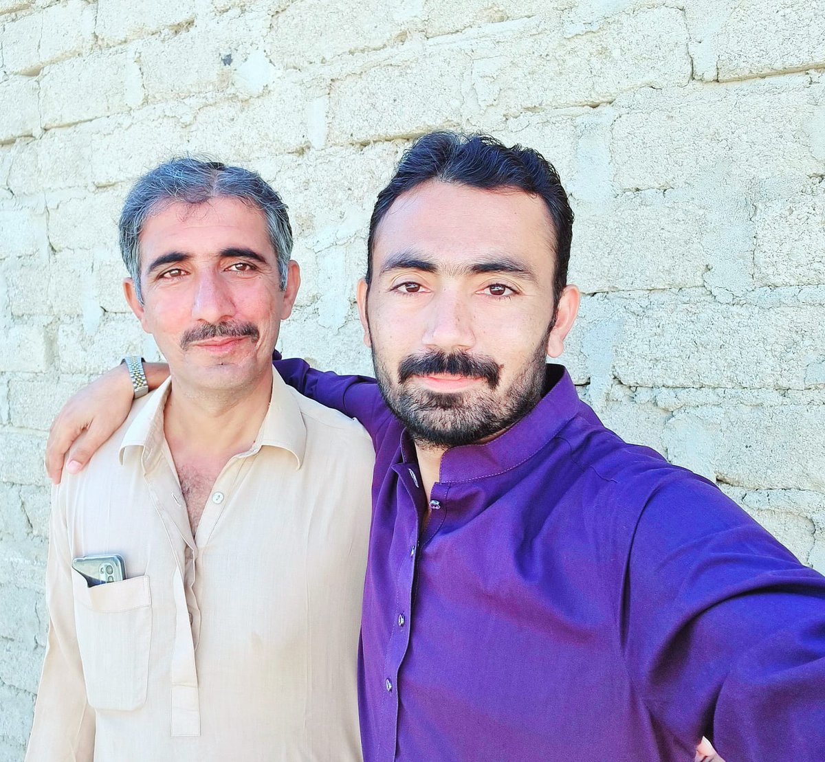 aslamdost's tweet photo. اے گردشِ ایام  ہم سے  بے سود  نہ  الجھ...
ہم نے ہر رنگ میں جینے کی قسم کھائی ہے... https://t.co/gIXsQRDCoS