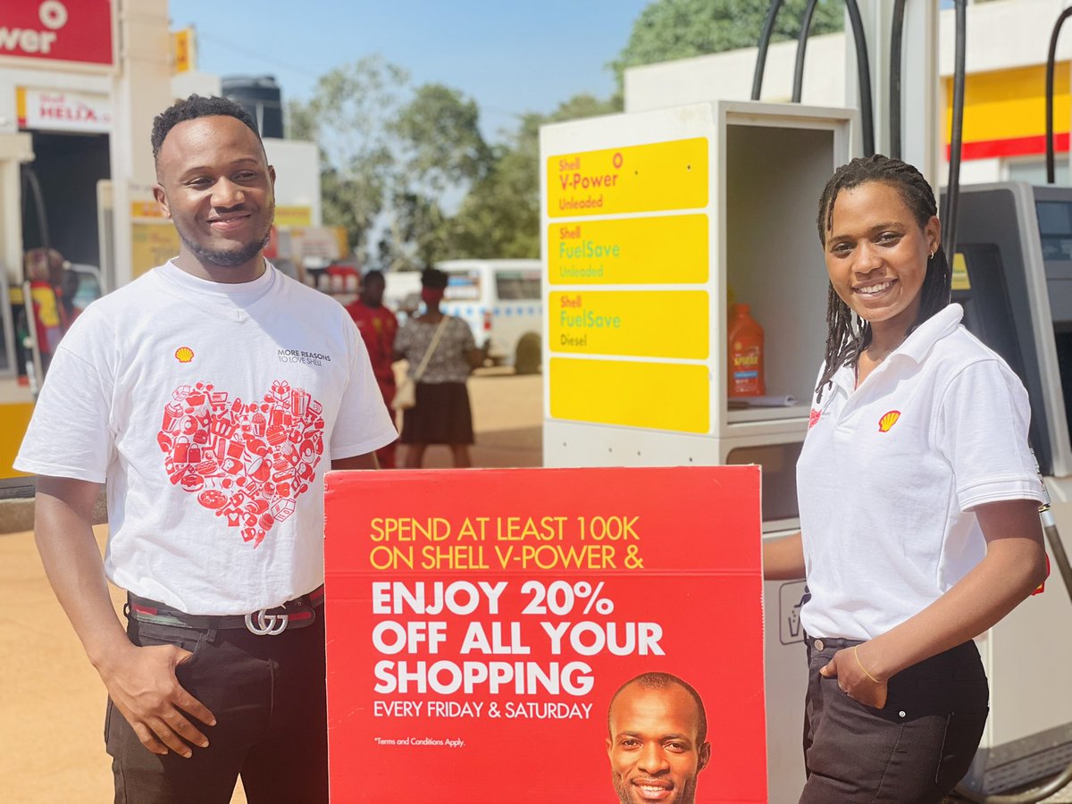 ExpUg_Official's tweet photo. Exciting! The teams are set to give you the crazy discounts at Shell. Don’t forget to drive in to your nearest shell station every week from Thursday to Friday. Go well. @Shell #FuelandGo #ThinkExpForLive+ https://t.co/y4yaOm9ACw