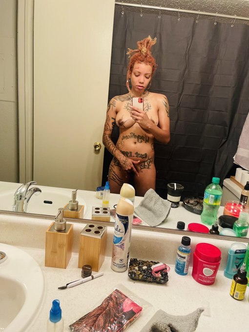 I ain&rsquo;t got shit to say 🖕🏽 #nsanejane https://t.co/OSK3UYdtcq<a href="/tag/nsanejane"class="tags">#nsanejane</a>