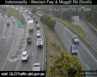 QLDTrafficMetro's tweet photo. Congestion Centenary Mwy #Indooroopilly and #FigTreePocket
heading southbound.
#bnetraffic https://t.co/7uJwHtdQWU