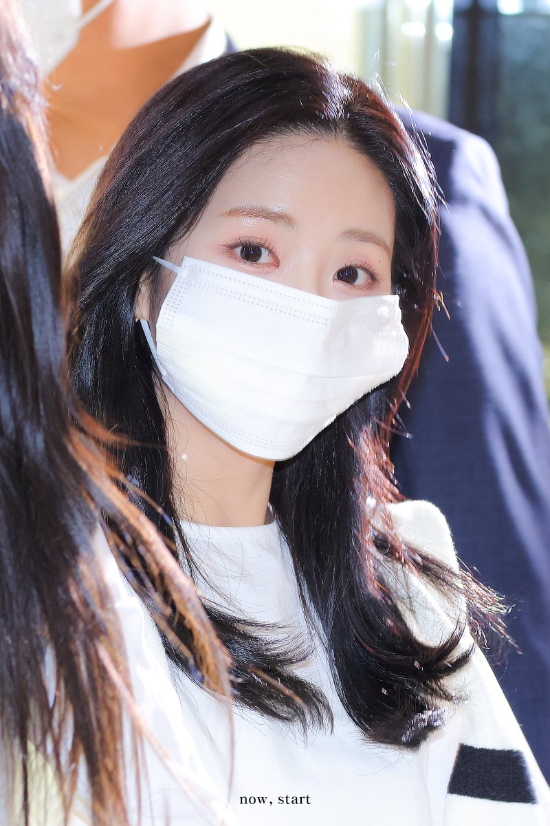 221006 김포공항 박지원 HQ

#프로미스나인 #fromis_9
#박지원 #지원 #jiwon

메건~ 잘하고 돌아와🍀